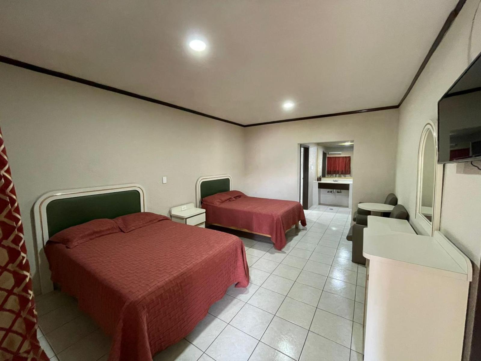 Kavia Meoqui Hotel & Suites Room photo